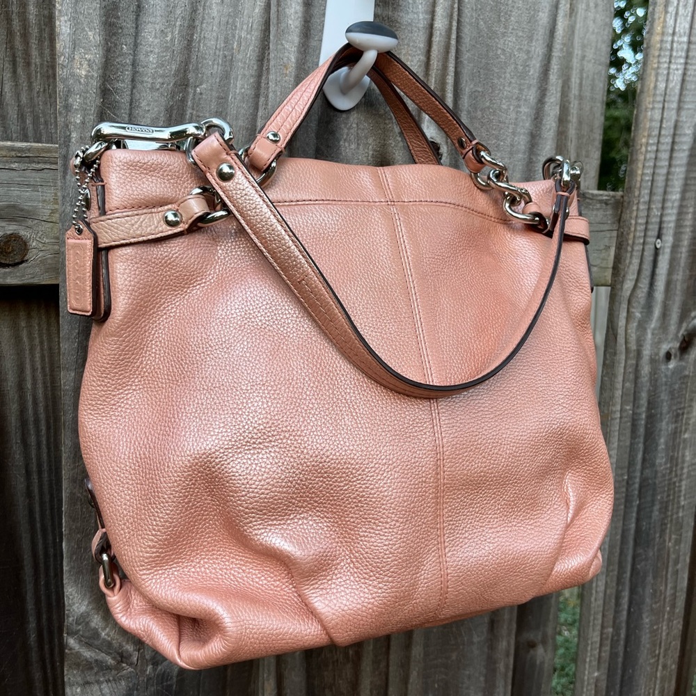 Coach Brooke Hobo Coral Pink Pebbled Leather - Picture 2 of 16